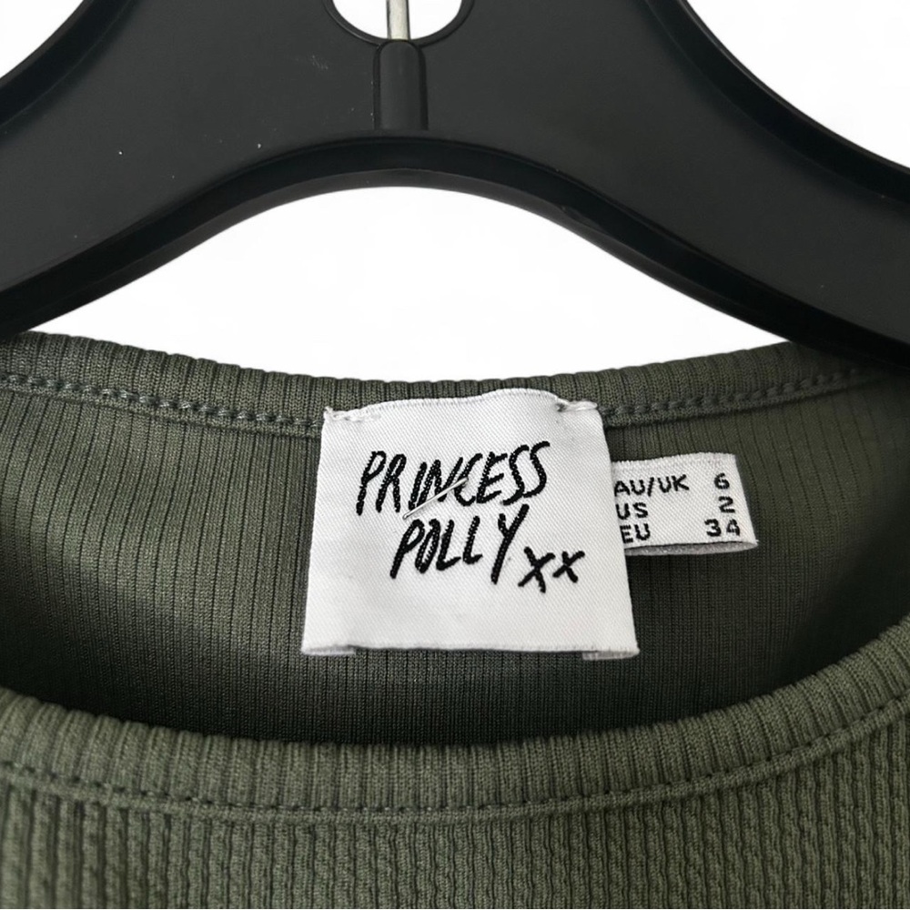 Princess Polly Ribbed Crop Tank Size 2/Small - Picture 2 of 3